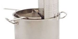 Casserole + 4 Pasta Separator