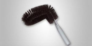 Curved Cobweb Brush