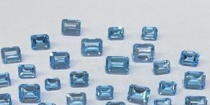 gemstone sky blue topaz emerald cut gemstone