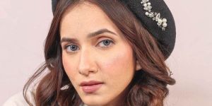 women eiffel tower embellishment black beret cap