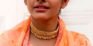 Gold Rashk Ladies Choker Necklace