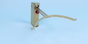 Hairline Drawing Device