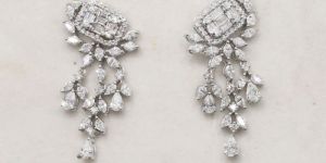 Ladies Party Wear Diamond Earrings