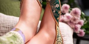 Ladies Stylish Mojari