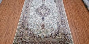 6x10 Square Feet Hand Woven Silk Carpet