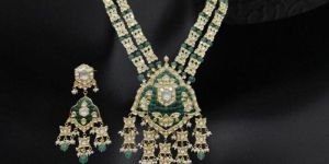 Imperial Crown Necklace Set
