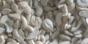 SW180 Split Cashew Nuts