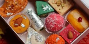 Sweet Mithai Soy Wax Candles Gift Box