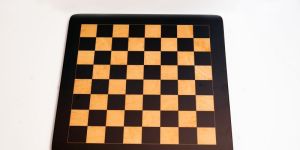 CHS-013 Ebony & Boxwood Chess Board
