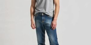 Men Regular Fit Pants