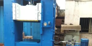 500 Ton Closed Frame Type Hydraulic Press