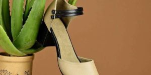 Plain Fabric Ladies Lavender Block Heel