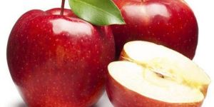 a Grade Fresh Kashmiri Apple