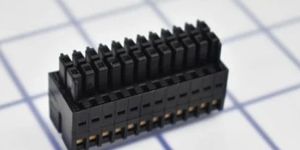 713 1112 1 Conductor Female Connector