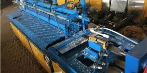 Semi Automatic Chain Link Fencing Machine