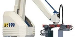 Medium to High Speed Robotic Palletizer EC171