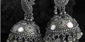 Chic Lightweight Oxidised Black Jhumka Women Earrings