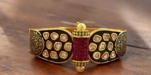 Samaira Heritage Designer Ruby Gold Bracelet