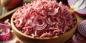 Dehydrated Red Onion Flakes