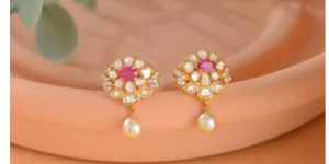 Floral Motif Polki Ladies Diamond Stud Earrings