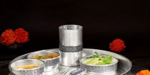 Silver Dinner Set in Geometric Pattern