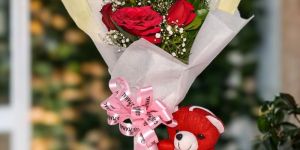 Mini Red Rose Hand Bouquet