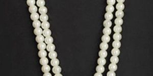 Women Moti Kundan Royale Pendant Set