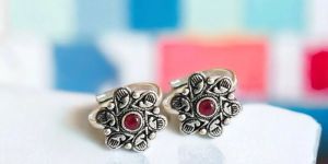 Women Oxidized Toe Ring