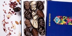 Stuffed Dates Chocolate