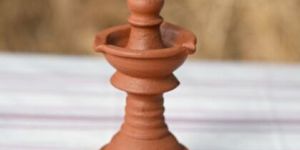 Clay Nilavilakk (Traditional Ground Lamp )