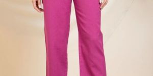 MAGENTA SOLID WOMEN PANTS