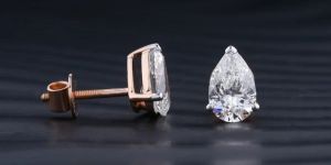 2 Carat Pear Shaped Ladies Diamond Earrings