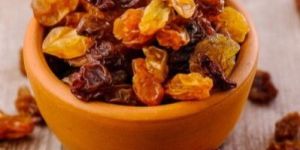 BIRD FEED RAISIN