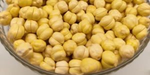 Slightly Sweet Whole Roasted Gram Without Skin