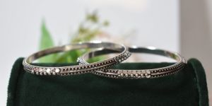 Women Barik Dana Intricate Silver Kada