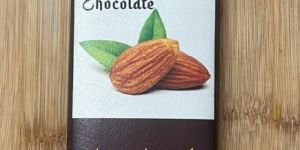 100gm Almond Kunafa Chocolate Bar