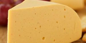 high quality shredded mozzarella cheese