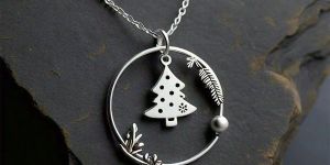 Women Ciza Sterling Silver Christmas Tree Necklace