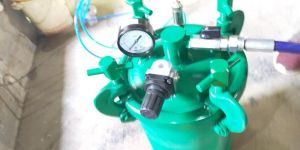 Reservior Pressure Tank with Spray Gun