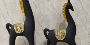 Balck and Golden Polyresin Giraffe Pair Statue