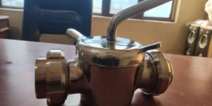 Stainless Steel 5-10kg SS Dairy Plug Valve , Size : 50-100mm