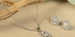 Diamond Pendant Set