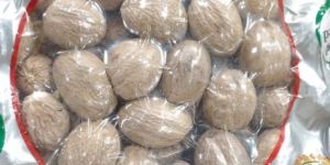 Dry Nutmeg