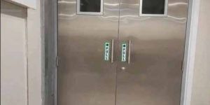 Hermetically Sealed Door