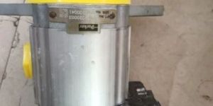 JCB 432ZX CHARGING PUMP