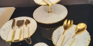 Marble Cake Stand