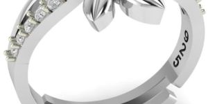 925 Silver Be-Leaf Me Ring