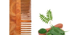Lili Neem Wooden Comb