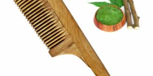 Telecom Neem Wooden Comb