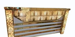 Fancy Golden Catering Counter